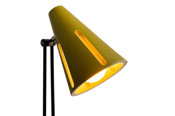 Image 1 of Lámpara solar Hala amarilla rara, modelo 1, de H. Busquet