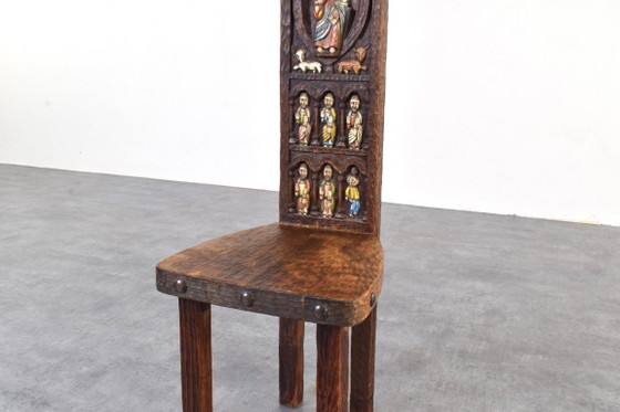 Image 1 of Sillón español de respaldo alto de Ormecasa con la imagen de Jesús y los apóstoles, década de 1970.