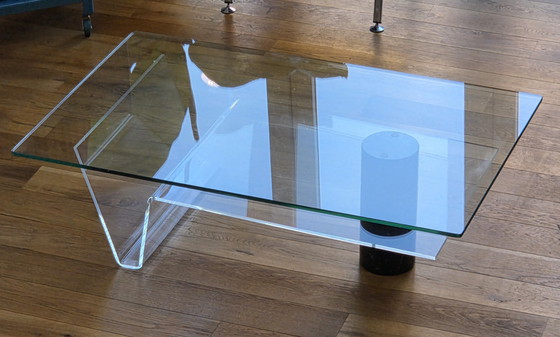 Image 1 of Table basse vintage en verre et marbre