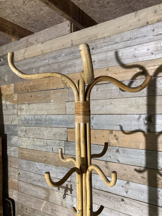 Image 1 of Appendiabiti in rattan