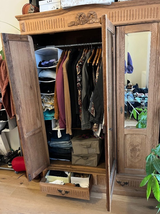 Image 1 of Vintage eikenhouten kledingkast