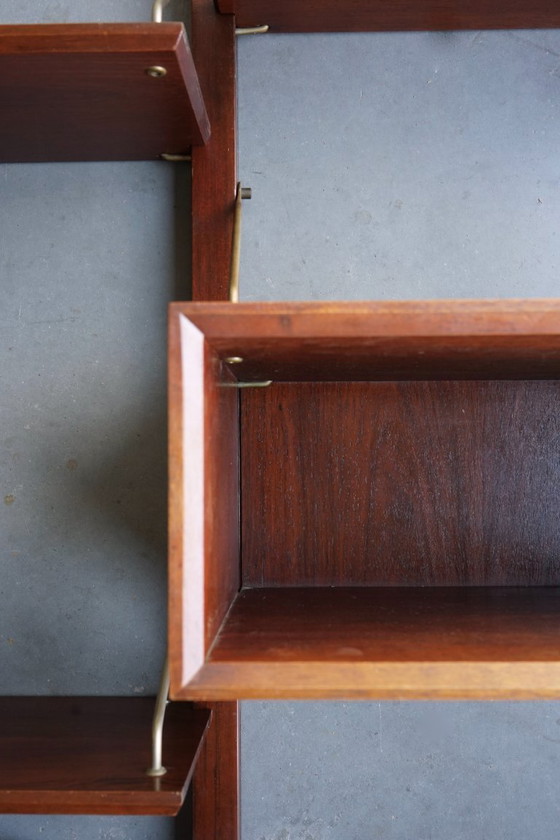 3-Bay Rosewood Wall System by Louis Van Teeffelen for Wébé – Webe, Wall cabinet, Mid Century Modern (photo 19 of 21)