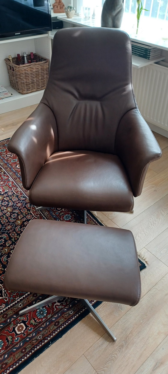 Image 1 of Relaxfauteuil en hocker.