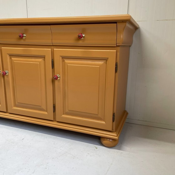 Image 1 of Remodelación de aparador de madera terracota naranja Little Green cómoda con cajones