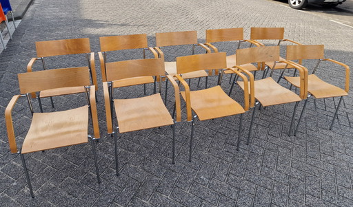 10 sedie lammhults campus