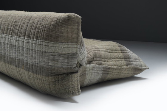 Image 1 of Prachtige YOKO + poef in nieuwe Jacquard wollen stof - Michel Ducaroy - Ligne Roset