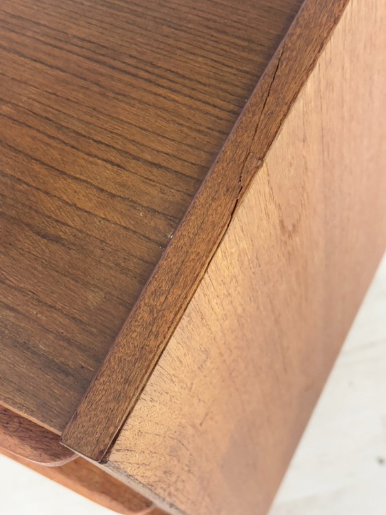 Image 1 of Commode style années 50 / Meuble en teck / Lavabo vintage / Meuble de salon