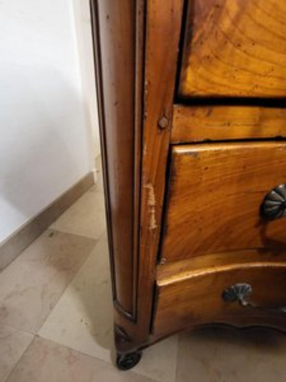 Image 1 of Französische antike Kommode im Stil Louis XV