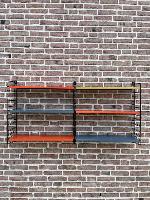 Estantería de pared doble vintage Tomado, el icónico sistema de pared de diseño holandés.