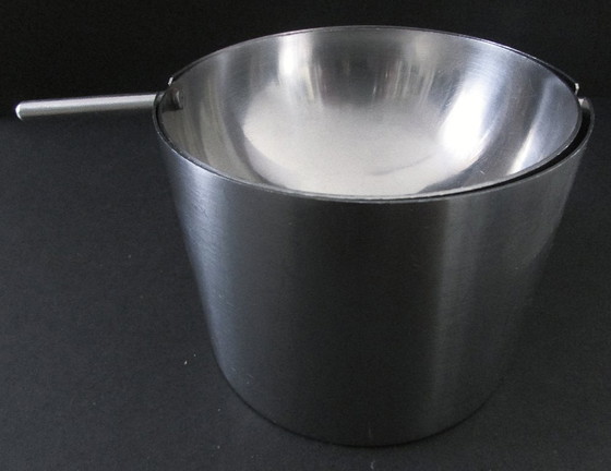Posacenere cilindrico Stelton, acciaio inossidabile, Oggetti decorativi, Argentato, Design (foto 3 di 6)