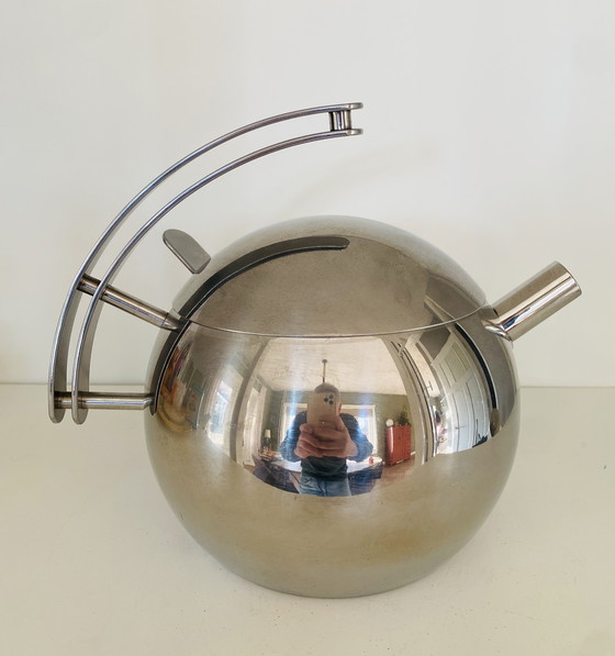 Image 1 of Teiera dal design italiano Space Age