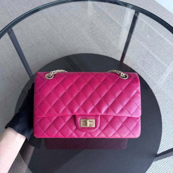 Image 1 of Chanel 2.55 Reissue 225 - 24 cm Caviar Steppleder, Pink, Goldbeschläge, Serie 23