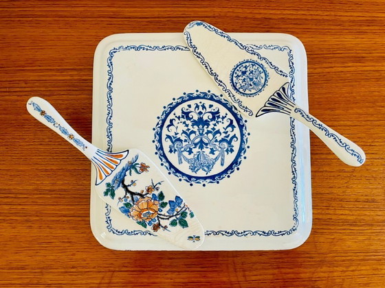 Image 1 of Plat à pâtisserie et pelles à gâteaux vintage en porcelaine de Gien, ensemble de 3