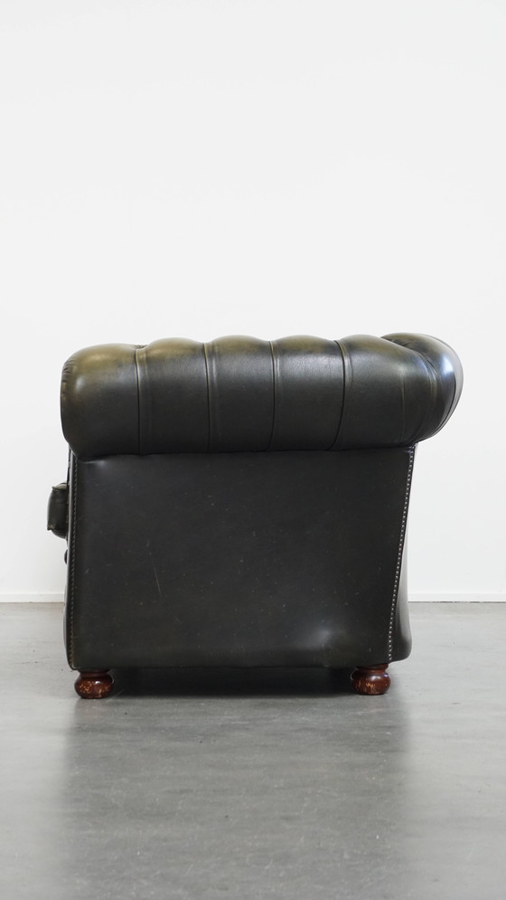 Image 1 of Grünes Vintage English Leder Chesterfield 2-Sitzer Sofa