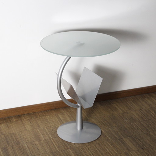 Design bijzettafel met lectuurbak – Minimalistisch/Jaren '90