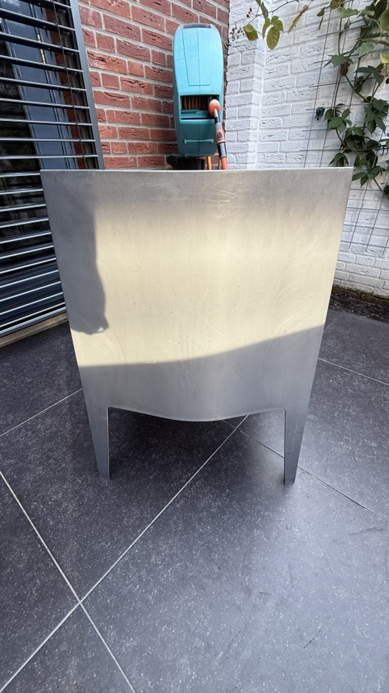8 sillas de jardín de juguete | Philippe Starck para Driade – Plastic (photo 6 of 11)
