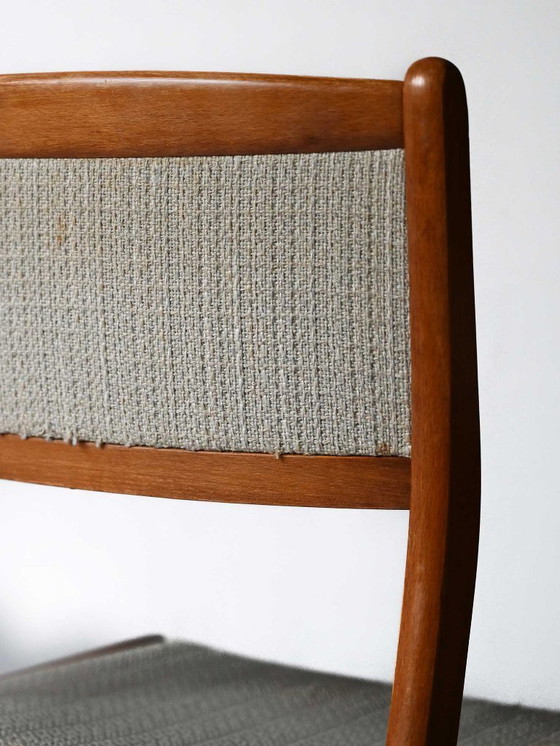Image 1 of Set di 4 sedie scandinave in teak anni '60 con rivestimento originale