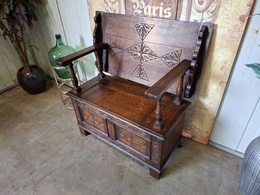 Antieke Victoriaanse halbank, haltafel met klep luikje , afm.90x48cm en 75cm hoog. 

Zithoogte ca 45cm 
