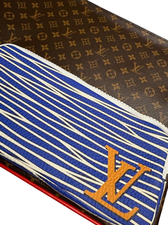 Image 1 of Louis Vuitton clutch
