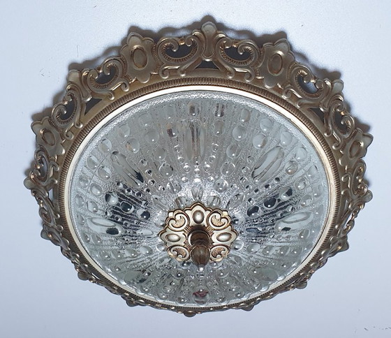Image 1 of Grande lampada da soffitto classica e dal design unico