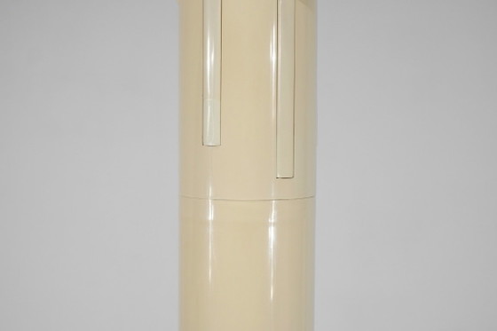 Space Age Coat rack in cream plastic, Anonima Castelli, Creme (photo 7 of 15)
