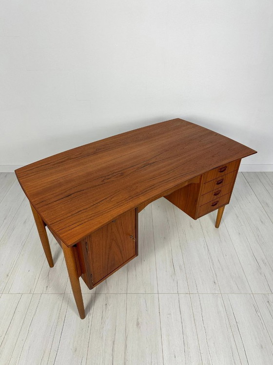 Image 1 of Vintage Curved Danish Teak Writing Desk, Mid-Century Modern Design, 1960s