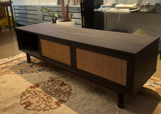 Image 1 of Rotan tv-meubel in Pierre Jeannette-stijl