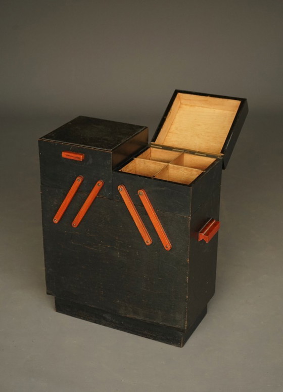 Image 1 of Nähkästchen im Art-déco-Stil der 1930er Jahre