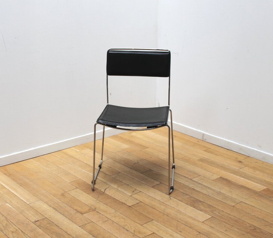 Image 1 of Suite aus 4 Design-Esszimmerstühlen