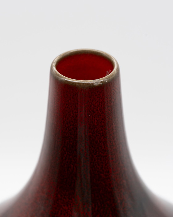 Image 1 of Raro jarrón de cerámica Ernestine Cannon de mediados de siglo, de color rojo intenso brillante, Salerno, Italia.