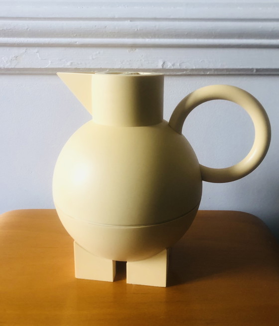 Image 1 of Carafe Euclid par Michael Graves pour Alessi 