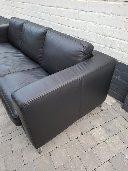 Large vintage Italian black leather sofa Manzoni