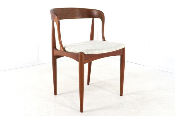 Image 1 of Set 10 Johannes Andersen voor Uldum mobelfabrik stoelen vintage 