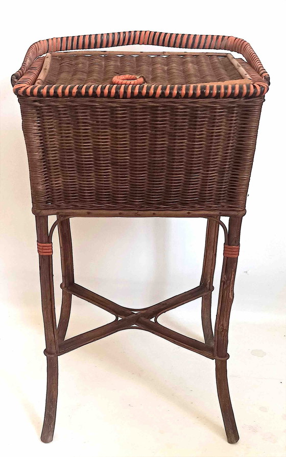 Image 1 of Rieten arbeider jaren 50 Hoogte 72,5 cm