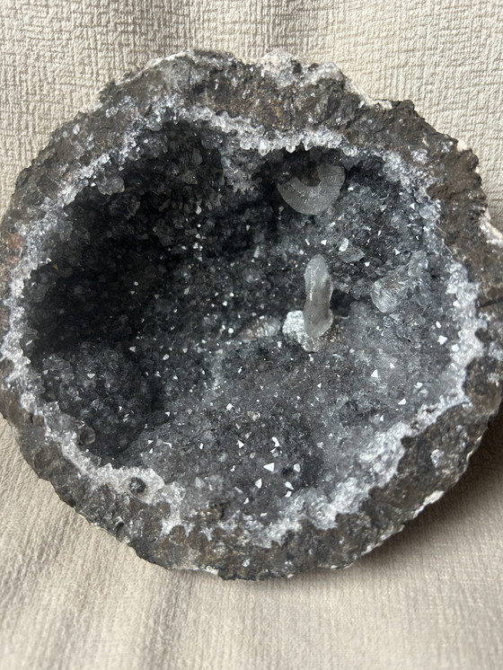 Image 1 of Coconut geode mineral from Las Choyas, Chihuahua, Mexico.