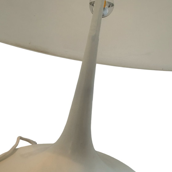 Image 1 of Pop Art / Space Age design - Mushroom lamp with white plexi shade and white metal base