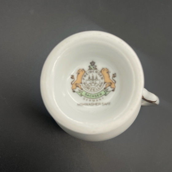 Freiberger Porzellan Mocha Cup with Gold Decoration, Sachsen Germany, Freiberger Porzellan, Sachsen, Crockery (photo 9 of 10)