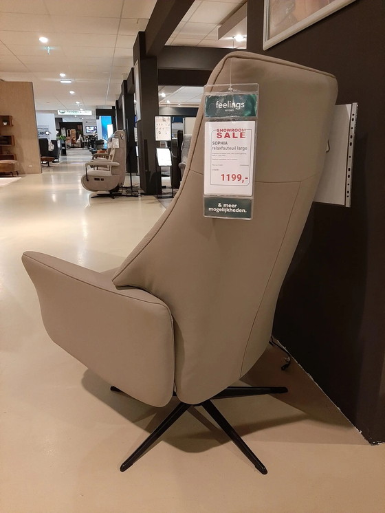 Image 1 of Sophia - grande