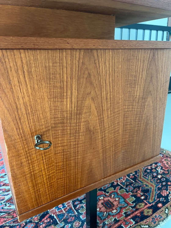 Image 1 of Tavolo dal design vintage