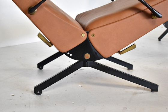 Image 1 of Ein Paar P40 Lounge Chairs von Osvaldo Borsani für Tecno aus cognacfarbenem Leder, 1960er Jahre