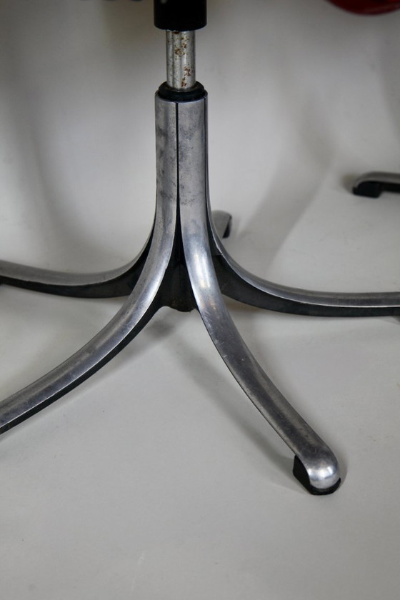 Image 1 of Ensemble de 5 chaises pivotantes Tecno Modus par Osvaldo Borsani, 1983