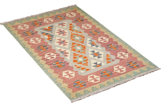 Image 1 of Kilim Gashgai tissé à la main 182 x 126 cm