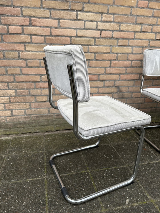 Image 1 of 4 sedie a slitta in velluto a coste con struttura tubolare cromata