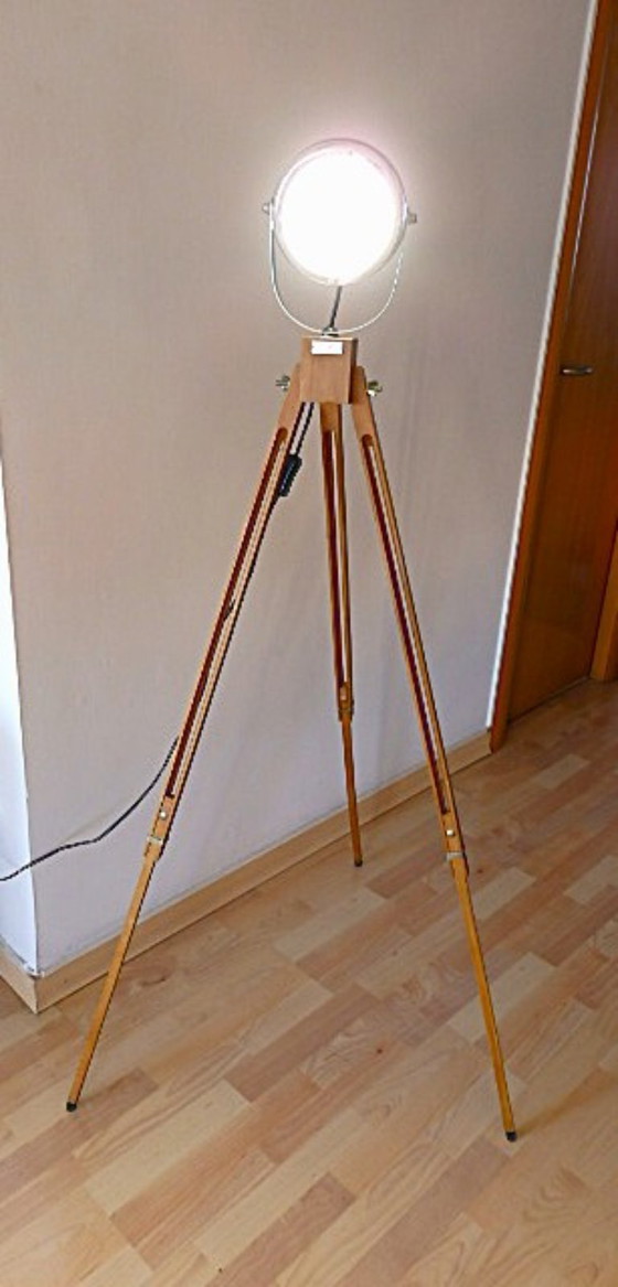 Image 1 of statieflamp