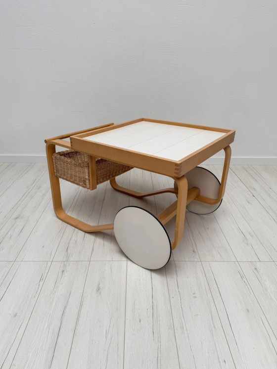 Vintage Alvar Aalto Model 900 Tea Serving Trolley for Artek Finland, Bar carts, Wood, Beige (photo 2 of 9)
