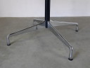 Vitra Eames, tavola rotonda segmentata