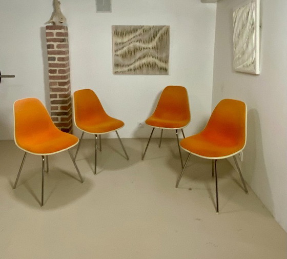 Image 1 of Juego de 4 sillas DSW Eames – Herman Miller (1952)