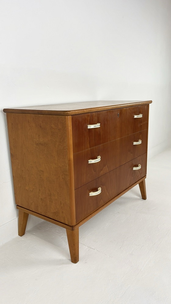Swedish vintage chest of drawers – Plastic (photo 4 of 11)