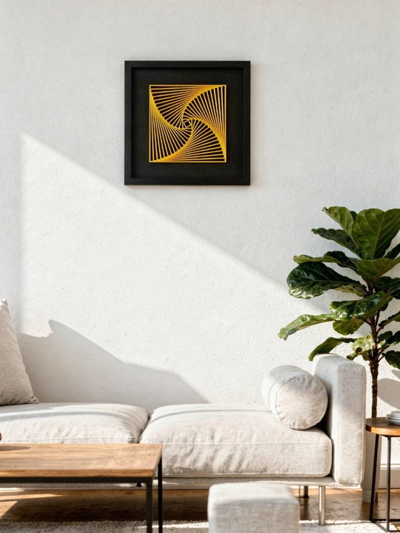 Image 1 of 3D-geprinte gele spiraalvormige wanddecoratie – geometrisch ingelijst kunstwerk, PLA-sculptuur