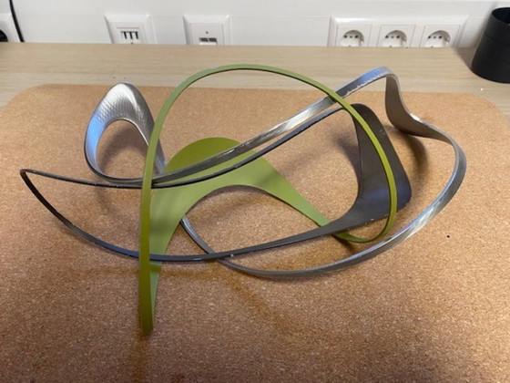 Image 1 of Brad Howe-sculptuur